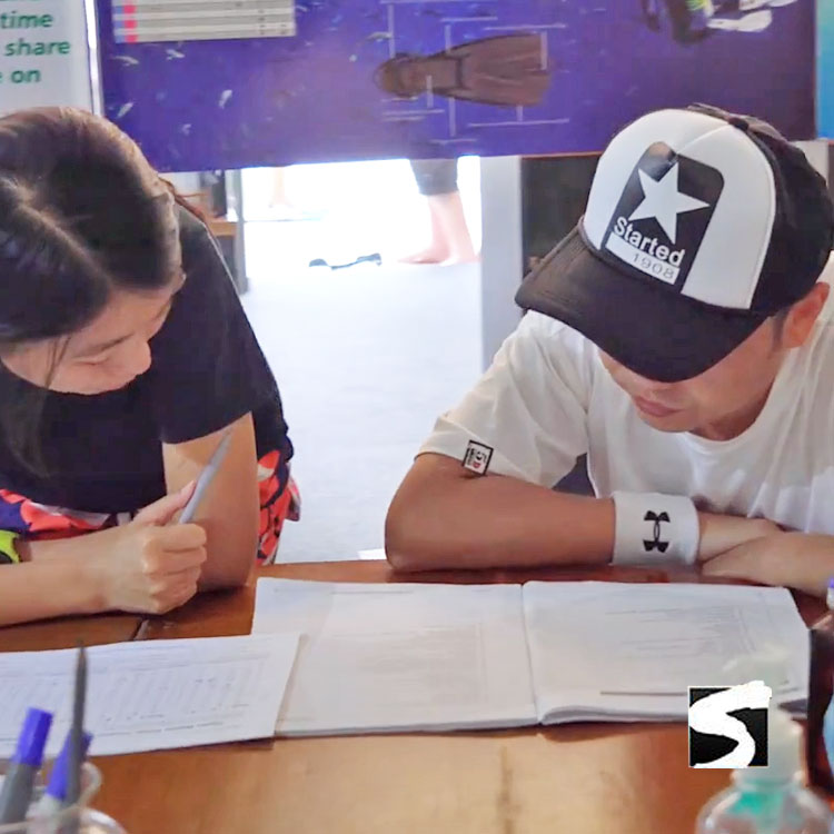 กิจกรรมดำน้ำเกาะเต่า - หลักสูตรเรียนดำน้ำลึกเพื่อเปิดประสบการณ์